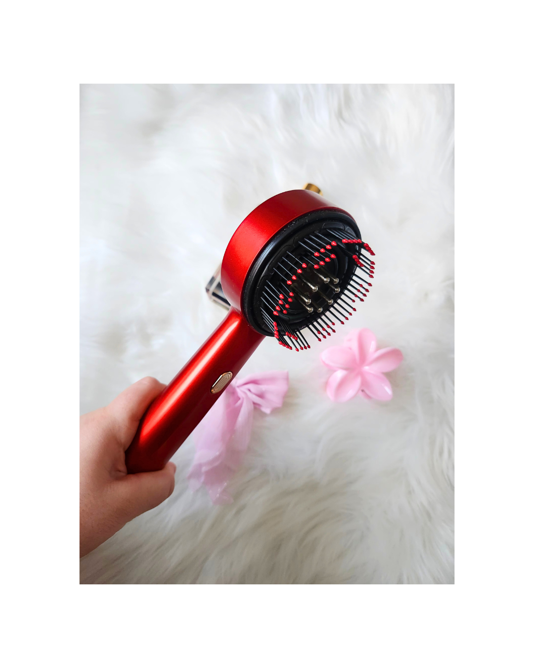 Lunea Scalp Glow Massager – LED Hair & Scalp Therapy Brush